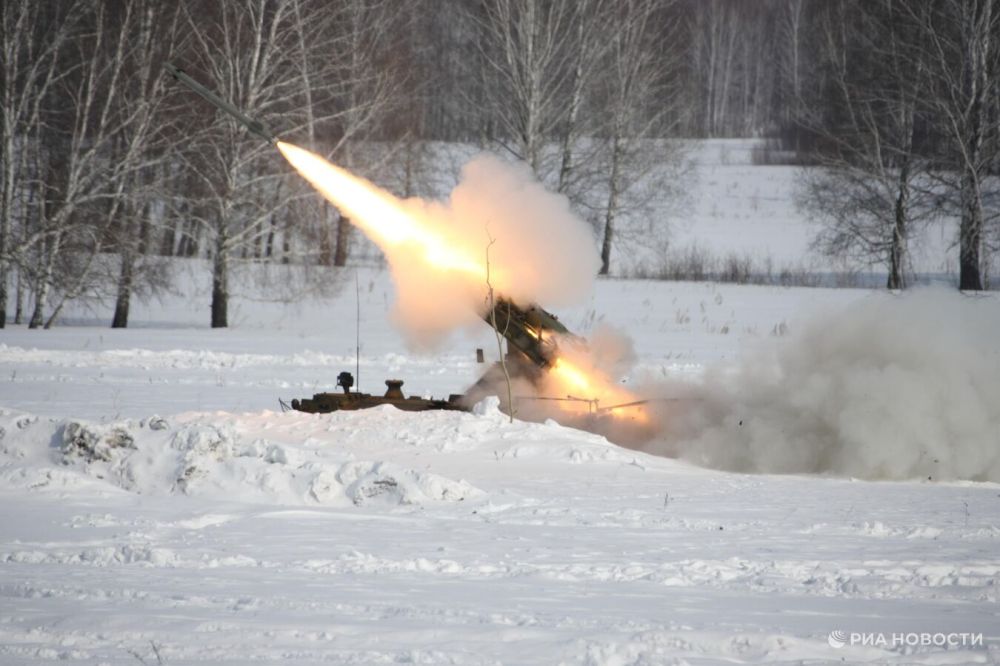 ����������: ��� �� ����� ����� 7 �������� HIMARS � Vampire � 28 �������������