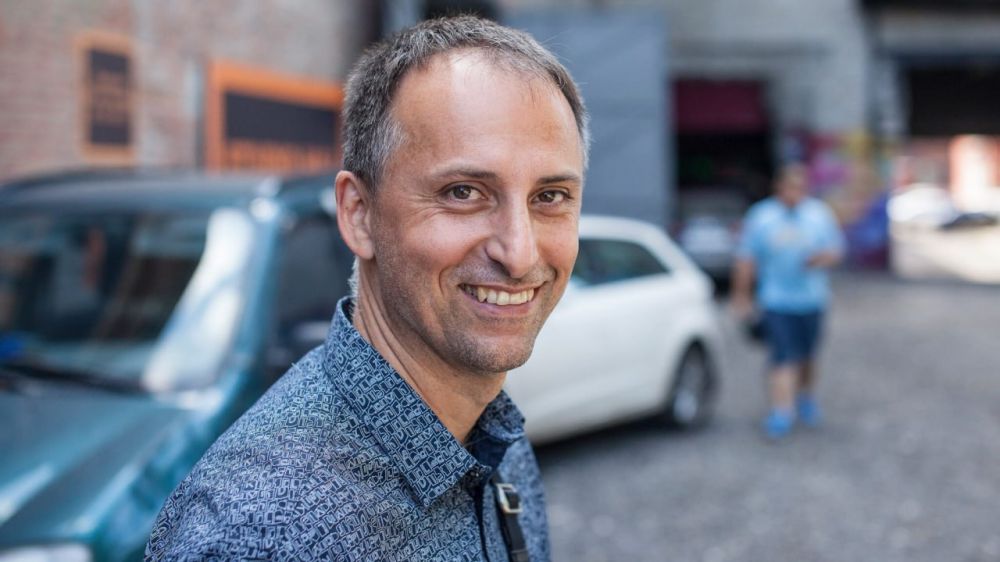 Журналист Алексей Стефанов, объявленный в розыск в Латвии, стал гражданином РФ