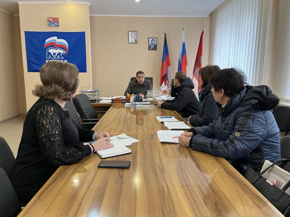 Константин Зинченко: Продолжаю совещания о выполнении ремонтно-восстановительных работ