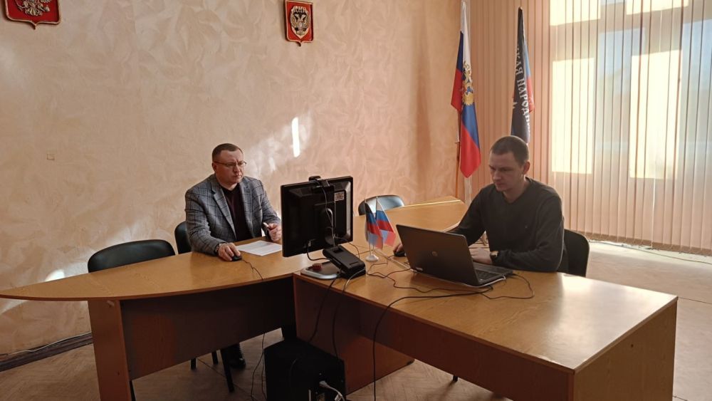 В прямом эфире отвечаем на вопросы жителей