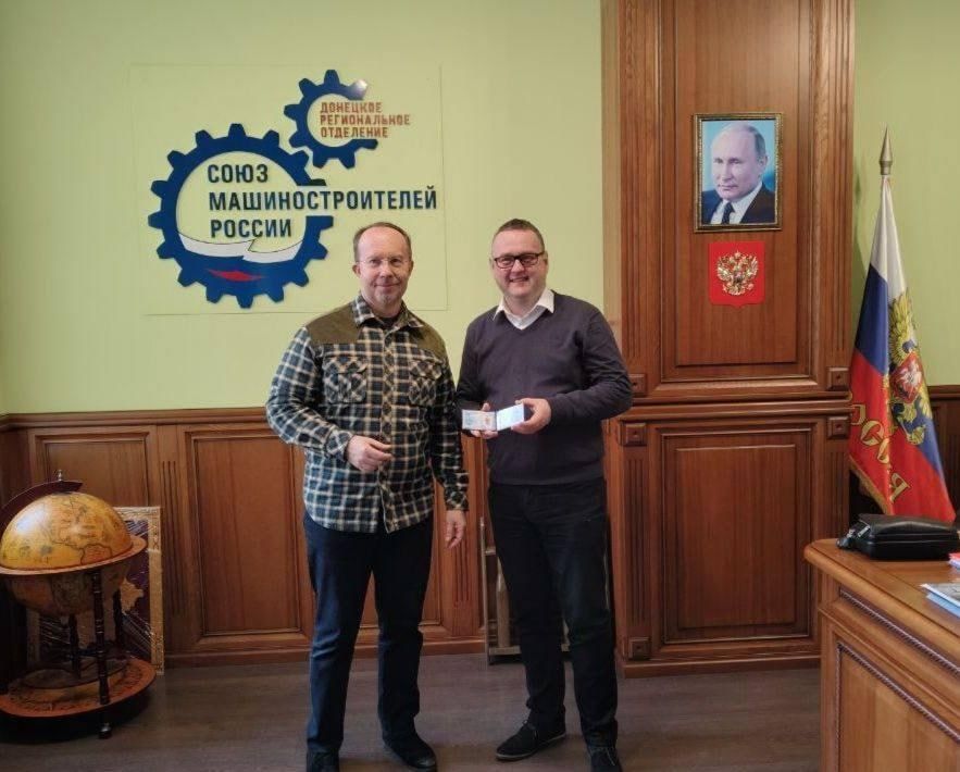 Зампредседателя Правительства ДНР встретился с учредителем Ясиноватского машзавода