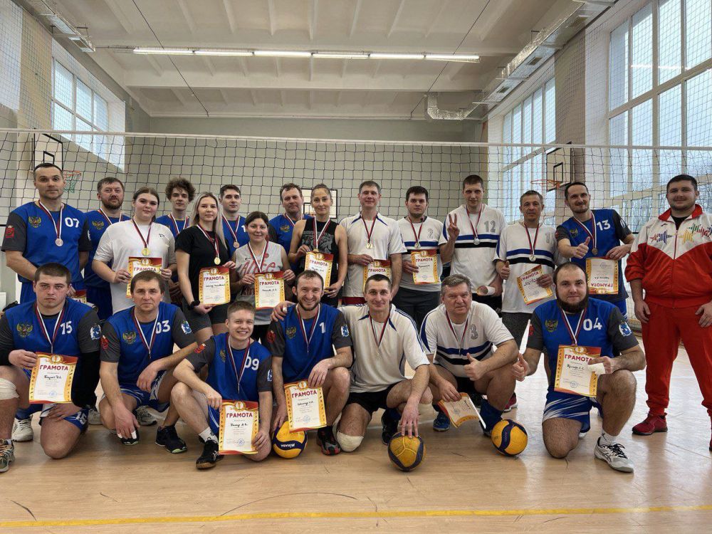 МБУ Волновахская РДЮСШ АВР на базе МБОУ" Волновахская школа №5 " администрации Волновахского района прошел мини турнир по волейболу среди команд г. Харцызск и команд Волновахского района