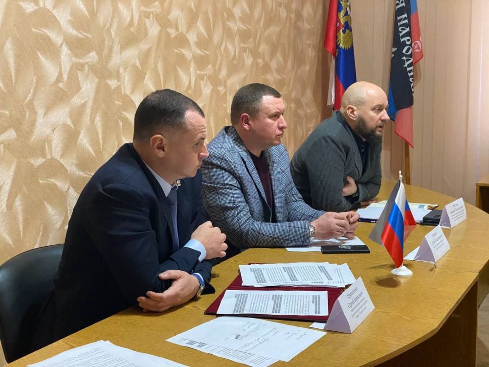 #Депутатскиебудни: Взаимодействие между законодательными, представительными и исполнителнительными органами власти одна из приоритетных задач