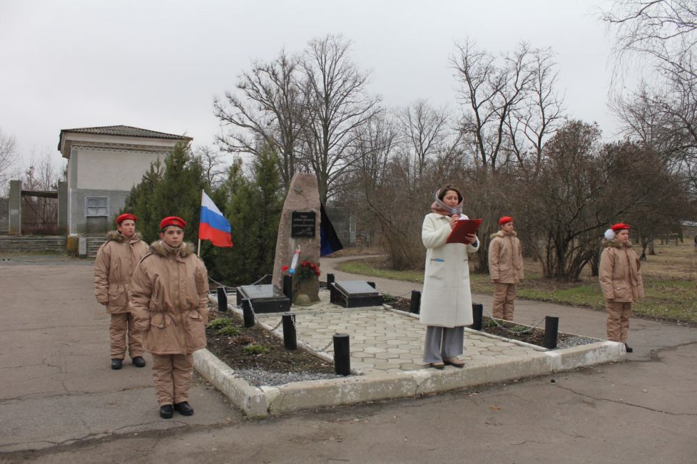Николай Михайлов: 15 февраля в Парке культуры и отдыха города Комсомольское, у памятника погибшим, при исполнении воинского долга за пределами Родины, состоялся торжественный митинг, посвященный годовщине вывода советских войск из Афганистана