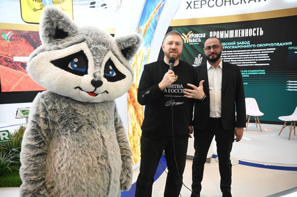 Александр Малькевич: Познакомил жителей России со знаменитым Херсонским енотом на ВДНХ!