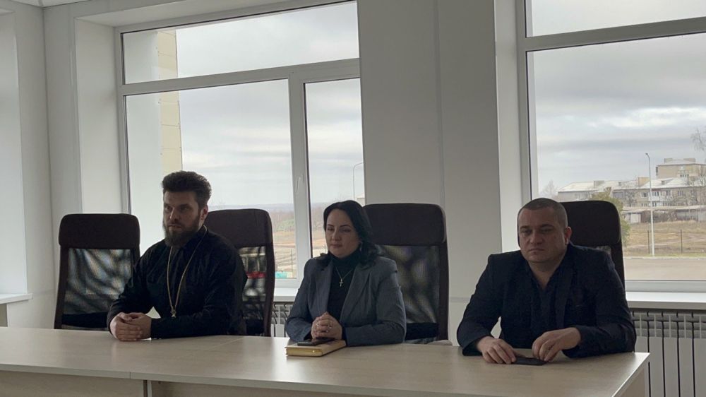 В Волновахе состоялась встреча с воспитанниками Волновахского технологического техникума