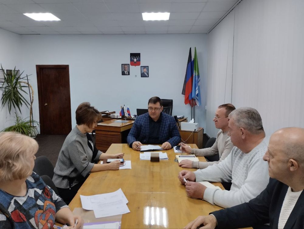 ������� �������: �������, 16 �������, ������ ����������� ��������� �� ������� ��������