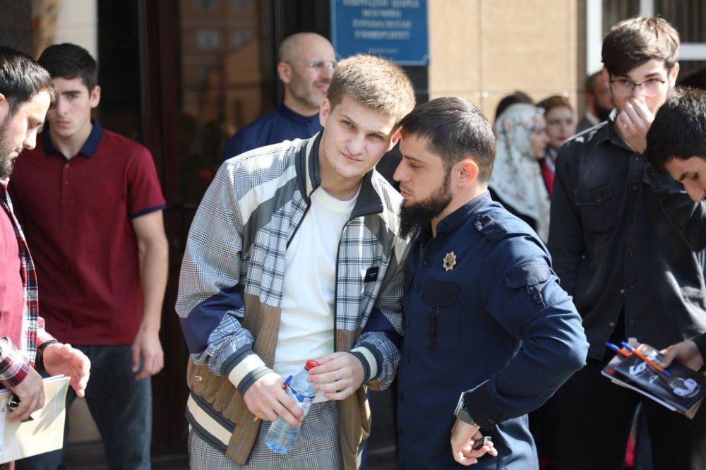 Старший сын Рамзана Кадырова Ахмат стал министром Чечни по делам молодёжи и получил орден Ахмата Кадырова