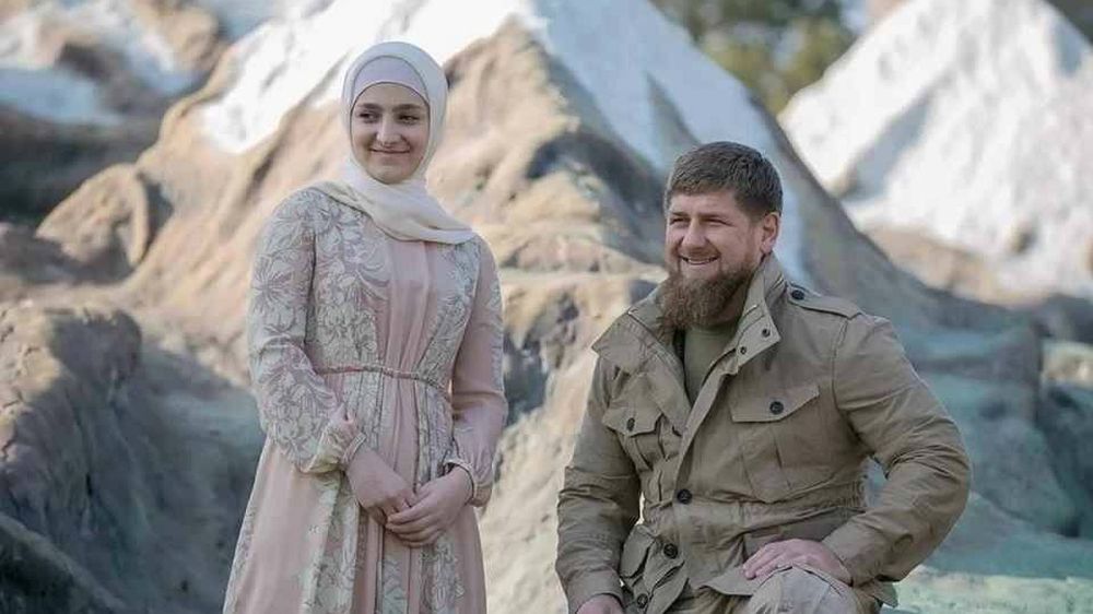 Айшат Кадырова награждена орденом ДНР