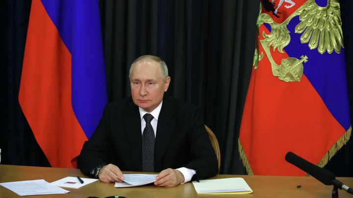 Владимир Путин объявил благодарность войскам