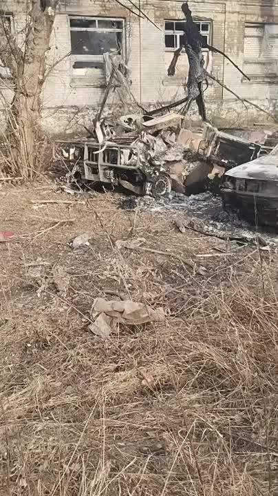 ������ �������: ������������ ������� ���������� ������������ � �.�. ����� �� �� ����������� �����������, � ��� ����� ������������� ����������� ���������� HMMWV ������������� ������������