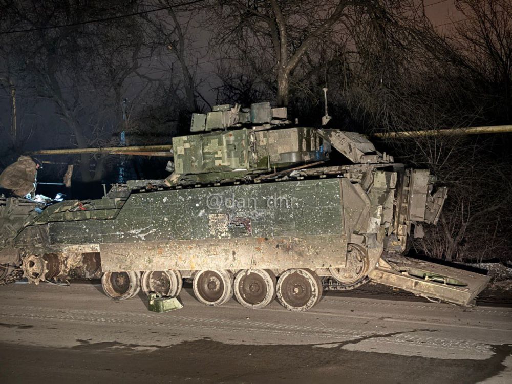 ����� �����: ��������� ���������� ������� - �-64 � ��� M2 Bradley