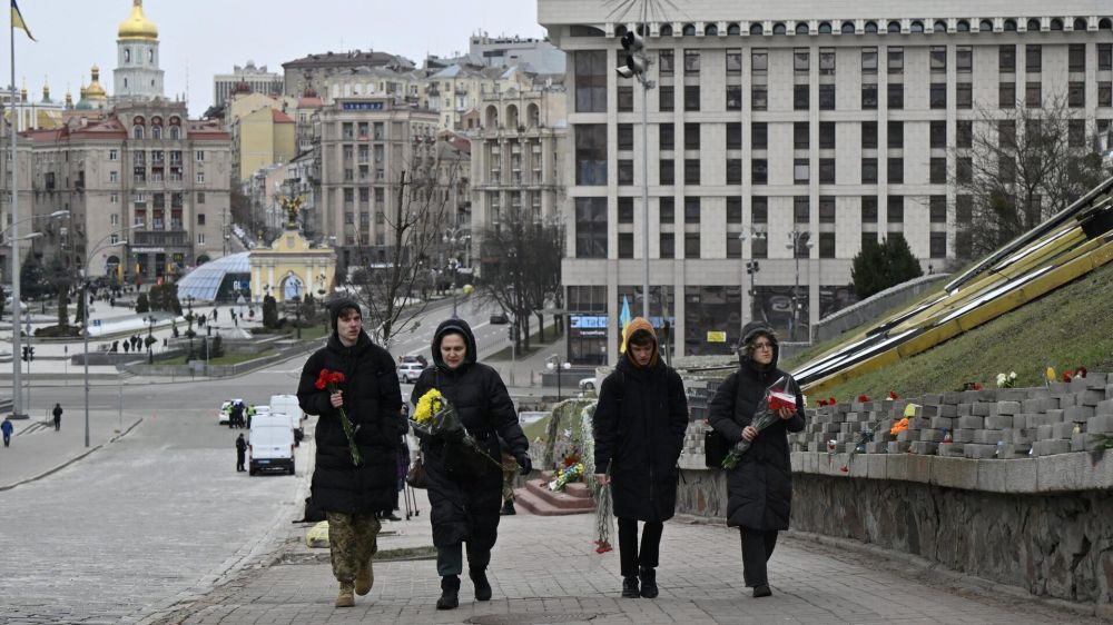 Сначала "победить Путина", чтобы потом строить демократию. Украинские эксперты запутались в терминологии