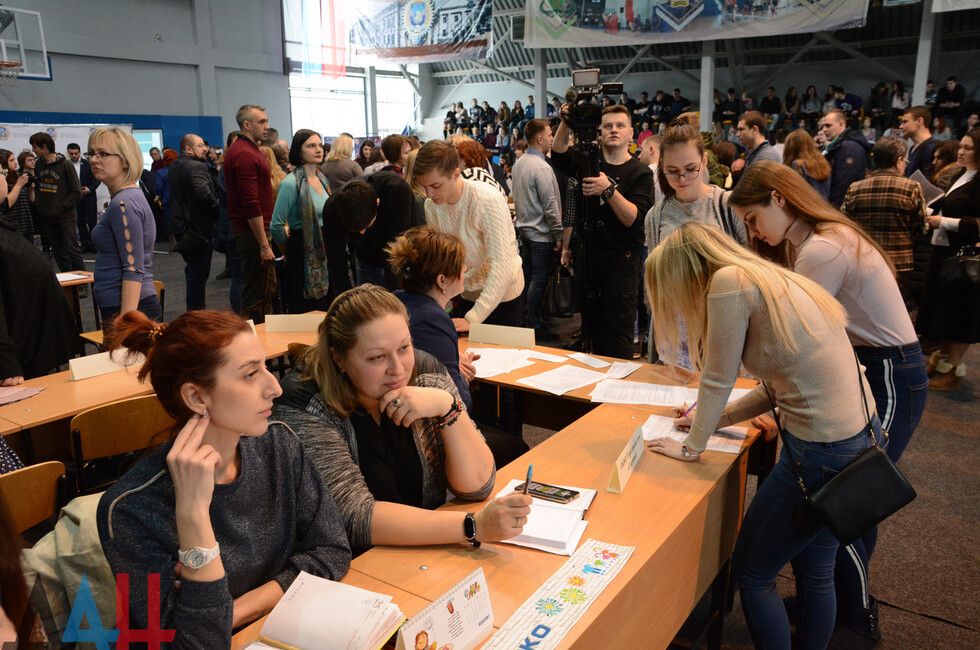 Донбассе и Новороссии с конца 2022 года благодаря службам занятости трудоустроено 85 000 человек