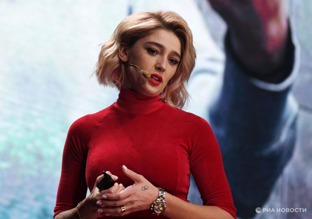 Священник из ДНР посоветовал Ивлеевой приехать в госпиталь в Донбассе санитаркой