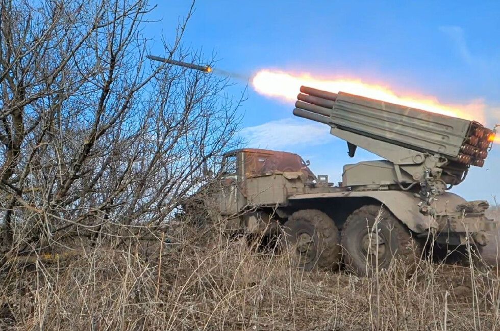 ���������� ������ � 2024 ���� ���������� �� �������� ����� 327 ��. �� ����������