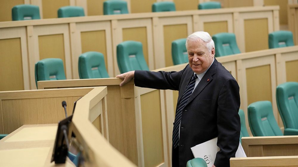 ������ ����� � ��������� � �������, ����� ��������� ����: ���� ������� ������, ��������� �������-������� � ���������� �������