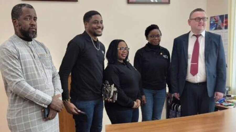 Делегация из Камеруна посетила ДНР