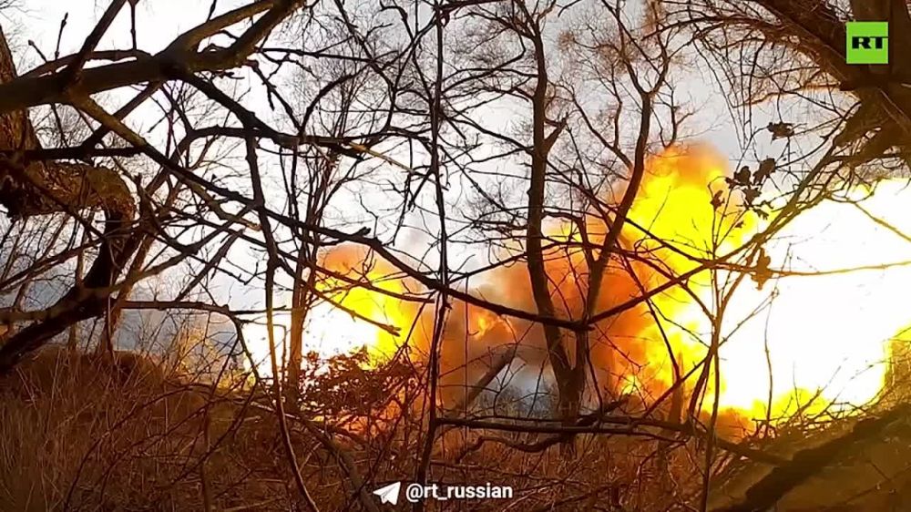 ��������� � ���������. ����� ������ ������ 152-�� ������� � ��� 2�5 ��������-ѻ, ������� ������������ 305-� ���������� ����������� �������