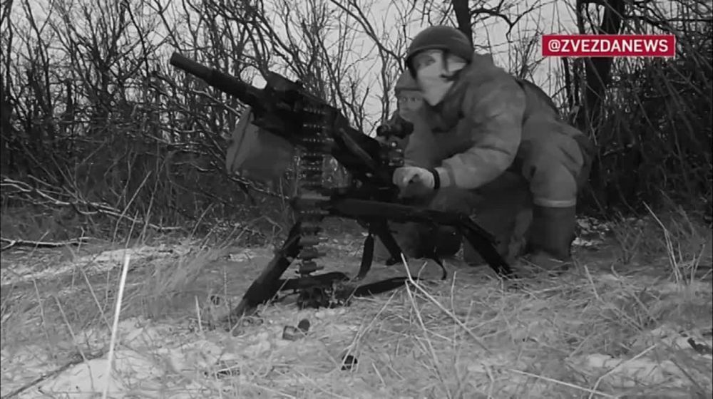 «Пламя» в ночи у Соледара. Тульские десантники показали работу АГС-17. Расчет массированным огнем нанес поражение неприятелю на Северском направлении. Украинские националисты не ожидали такого поворота событий и оставили на поле боя убитых и раненых