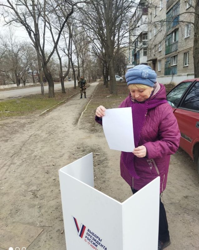 Константин Зинченко: Волновахцы продолжают активное участие в выборах Президента РФ