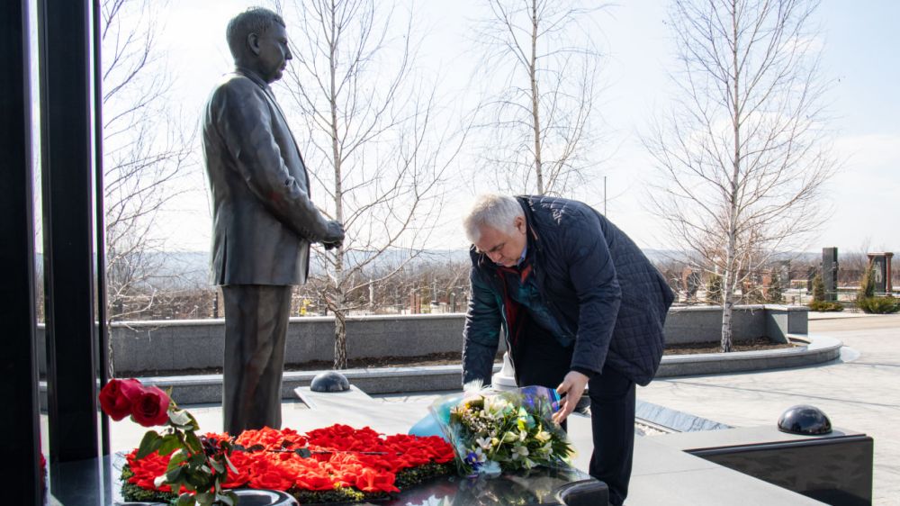 ������� ��������������� ���� ������ ������� ������ ������ ������ ��� � ������