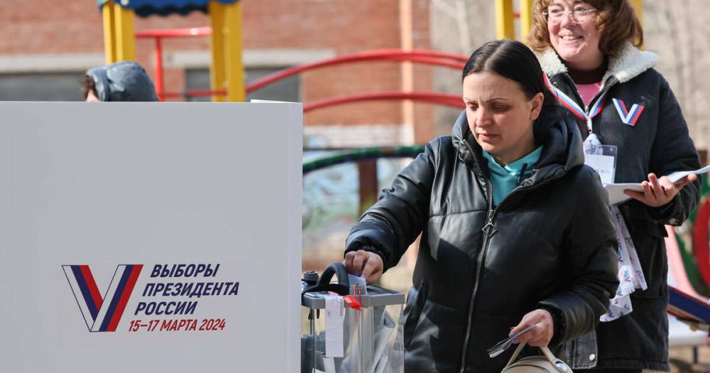 Досрочное голосование на выборах президента проходит в ДНР