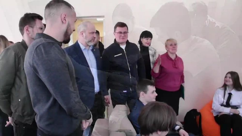 Сергей Желновач: В городе Дебальцево состоялось торжество, которого давно и с нетерпением ожидало молодое поколение горожан