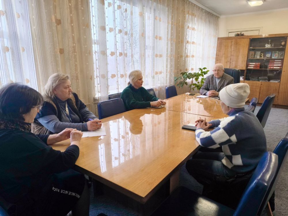 ������� ���������: �������, 14 �����, ������ ����������� ����� ������������� ����������� ������ �. ������� �������� ���� �������� ����� ������� ��������� � ������������ ������ �� ����� � ��������������� ��������