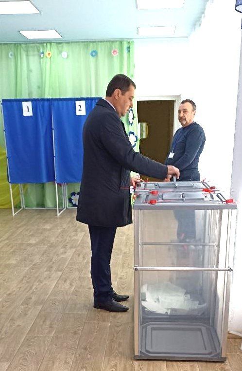 Константин Зинченко: Сегодня на одном из избирательных участков Волновахского муниципального округа проголосовал на выборах Президента РФ
