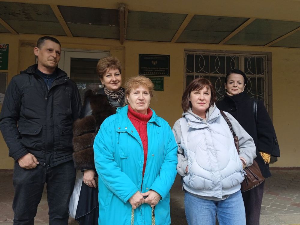 Василий Ткачук: Сегодня сотрудники администрации Калининского района города Донецка приняли участие в акции «Сдай кровь – спаси жизнь!»