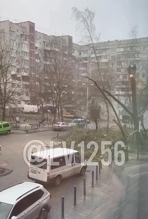 ������ � ��������:. - �������, ������� �����