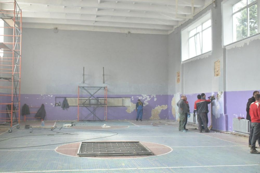 Игорь Лызов: При поддержке Приамурья в Амвросиевском муниципальном округе продолжает ремонт социально-значимых учреждений