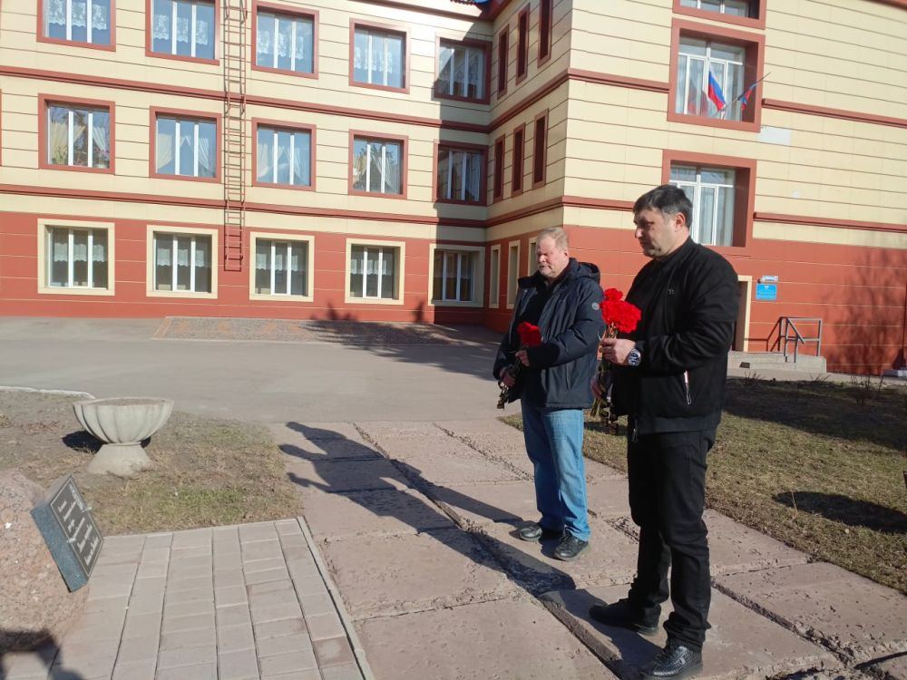 ��������� ��������: �������, � ���� ����������������� ������, ��������� � ������� ���������� ��������� ����� � ������� �������� ������� ������ ���� ����� ������� � "������ ���� �����"