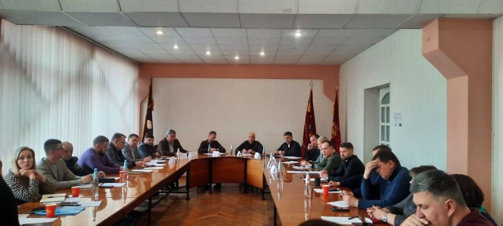 ������� ������� �������������� ������������ ������� � ������������� �����������-������������ ���������� � �. �������