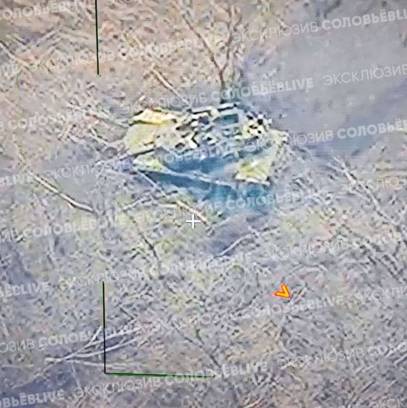 ���������� ������� �������� ��������� ������������ ���� M1A1 Abrams ���������� ����� � ������ �������� �� ���������� ����������� ������