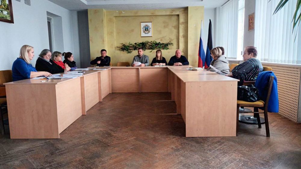 ������� ������: ������� ������ ��������� ������ �� �������� ������ ���� ������� � ���������� ��������� ����� ������������� ������������ ������ �. �������