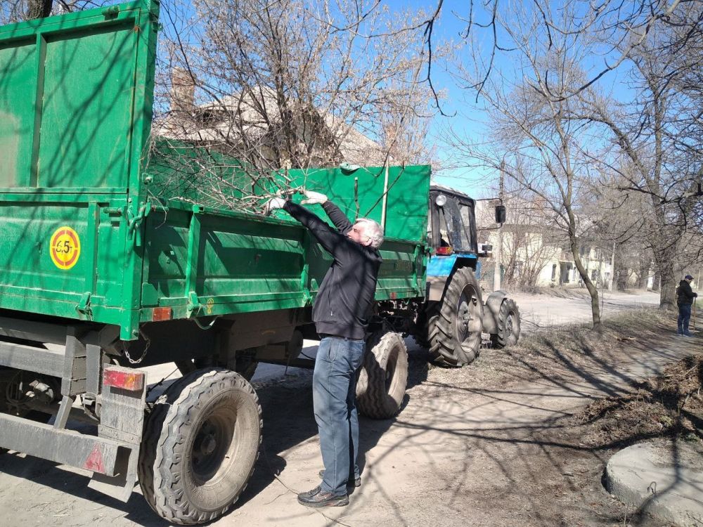 ������� ���������: � ���������� ������ �.������� ��������� ��������� , � ������ ����� ������� �������, � ������� �������...