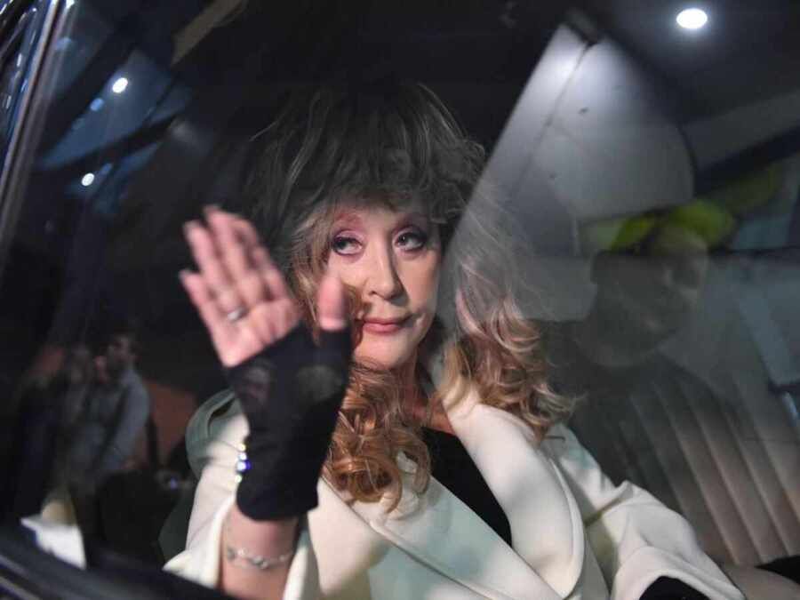 ������ ���������� ������� ����� ��������� � ��������