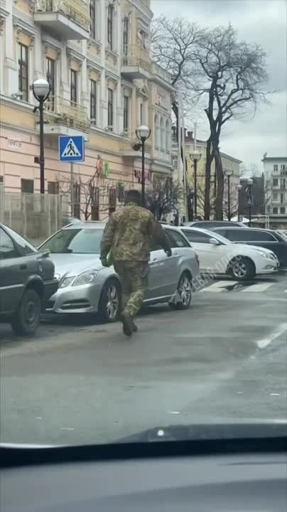 �������� ������: ������.... ���-��, ��� � ��������� �������, ����� ����������� ���������� ������ ��� ����