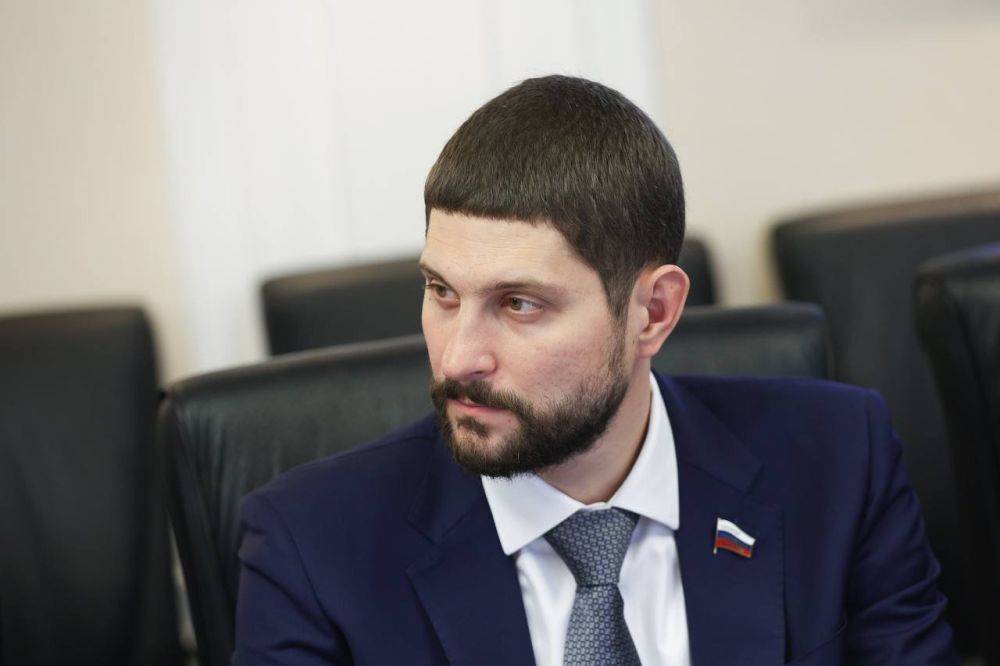 Александр Волошин: Заседание Комитета Совета Федерации по федеративному устройству, региональной политике, местному самоуправлению и делам Севера