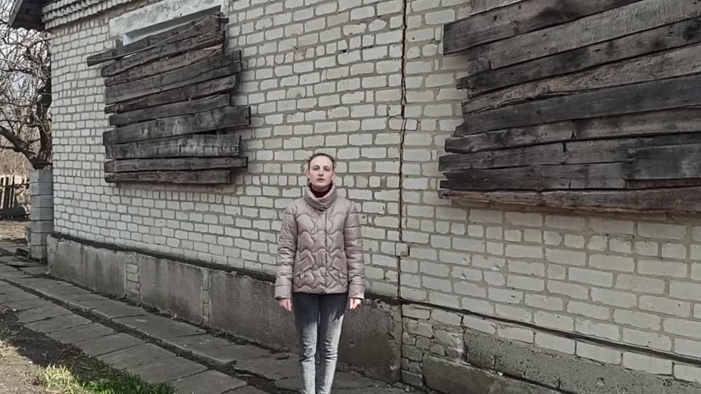 Собрали обращения детей (на самом деле их намного больше) из обстреливаемых районов города Донецка, которых хотим вывезти на 21 день на отдых в Крым в санаторий в Алупку