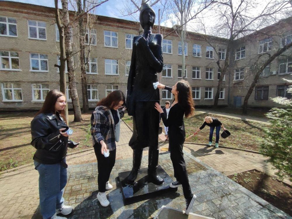 ������� ������: �������, 5 ������, � ������ ���������� � ������������ 79-� ��������� ������ � ������� ������������� ����� � ����������� ������ ������ ������� ���������� ����� ������ ��������