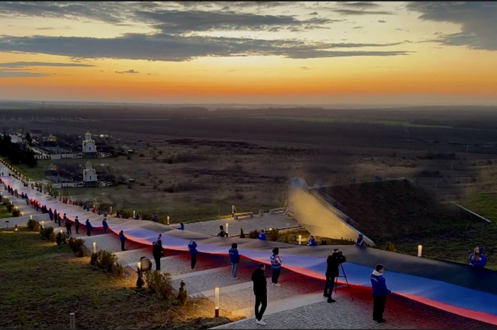 ��������� ���������� ����������� ���������� �� ����-������ 200-�������� ���� ���