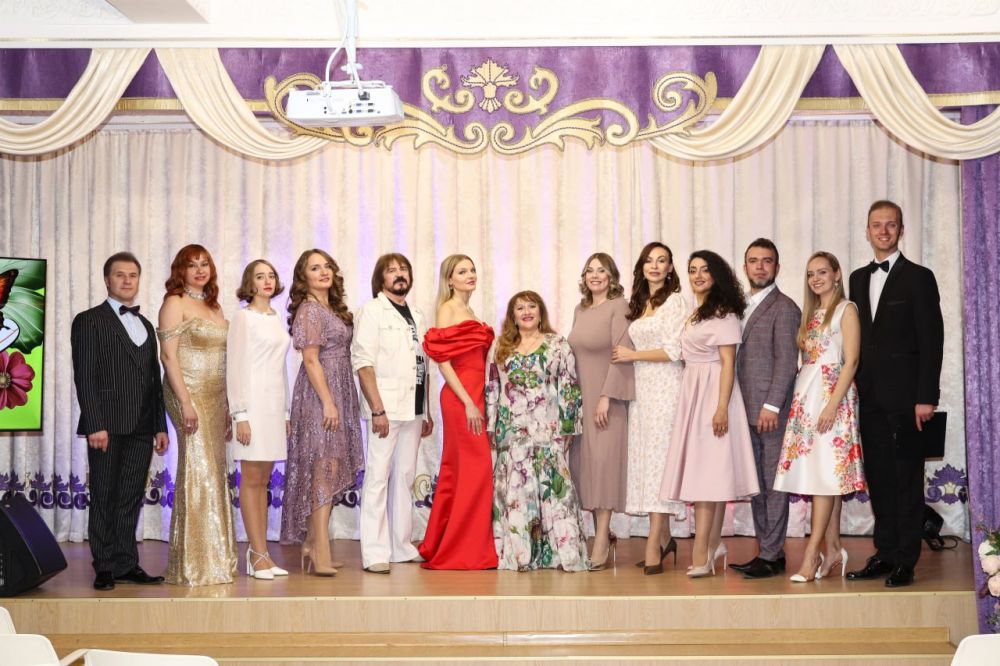 «В ритмах весны и любви» на сцене филармонии