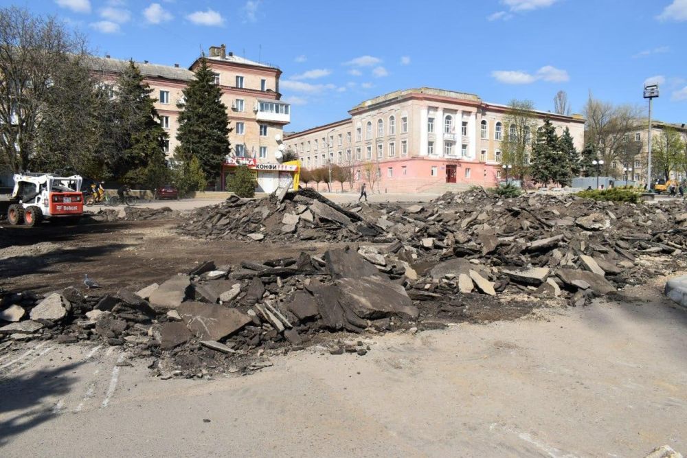 Игорь Лызов: В этом году на площади Амвросиевки появится сухой фонтан