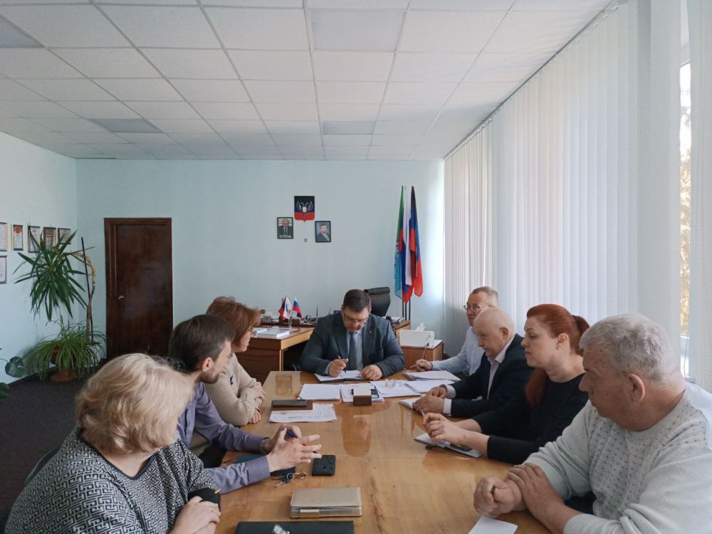 ������� �������: �������, 10 ������, ������ ����������� ��������� �� ������� �������� � �������� ������������ ����� � ������������� ����������� ������������� ������������� ������