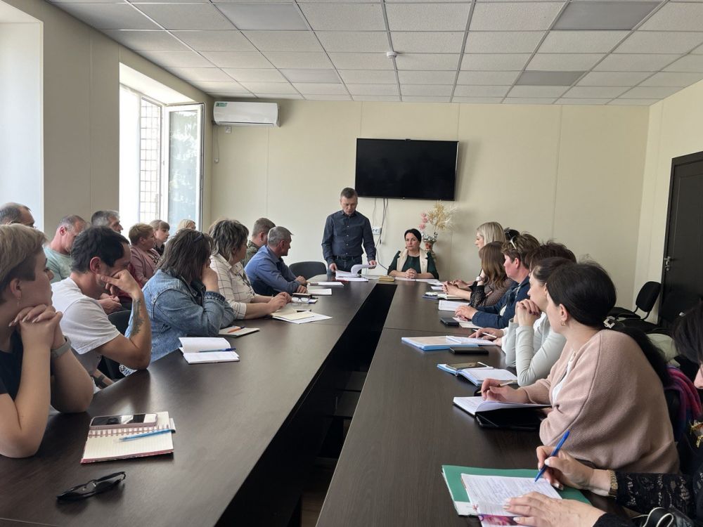 В Волновахе состоялось совещание координаторов юнармейских отрядов местного отделения города Волноваха ВВПОД «ЮНАРМИЯ» ДНР «МОЛОДАЯ ГВАРДИЯ-ЮНАРМИЯ»