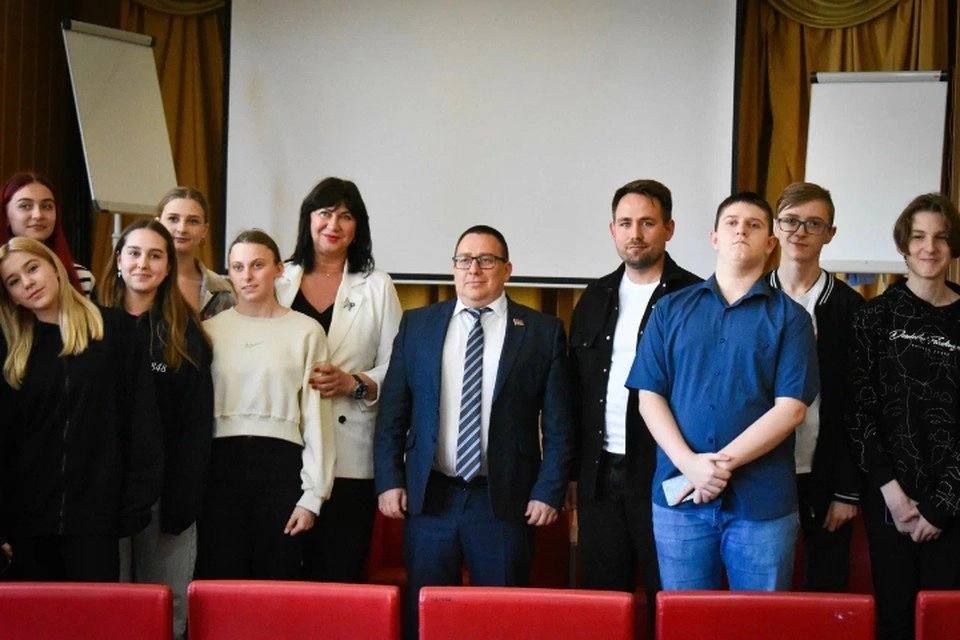 ����� ���������� ������� �� ���� ������: �������� �������� ������ ������ ������ ���������, ��� ����������� ���