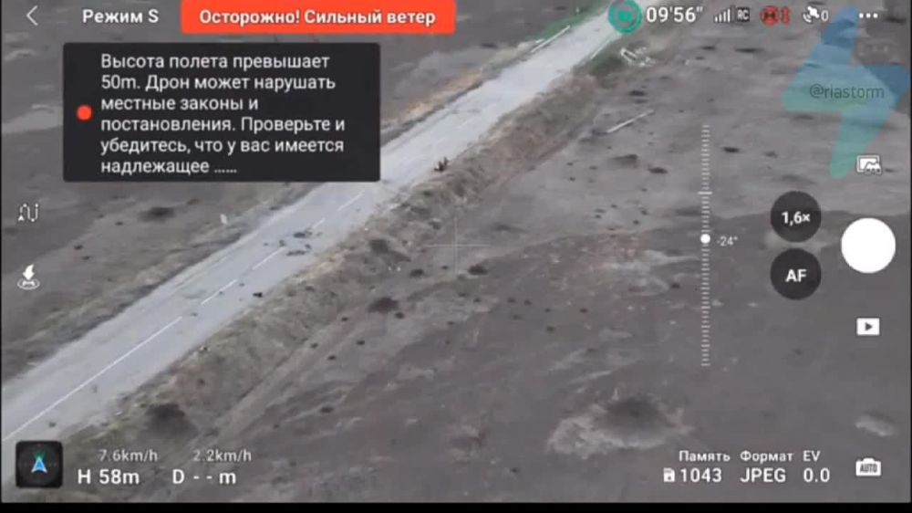 Владислав Шурыгин: Пример использования колёсной роботизированной платформы для эвакуации тела погибшего штурмовика на Марьинском направлении